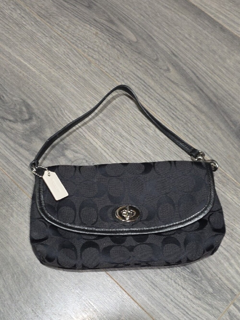 Coach Vintage Y2K Black Signature Turn-Lock Wristlet